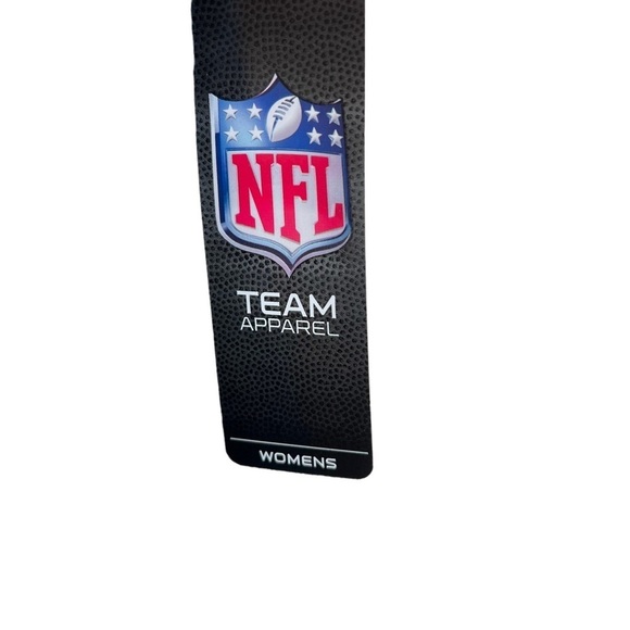 NWT NFL New England Patriots Red & Blue V Neck Short Sleeve Top M - Picture 4 of 5